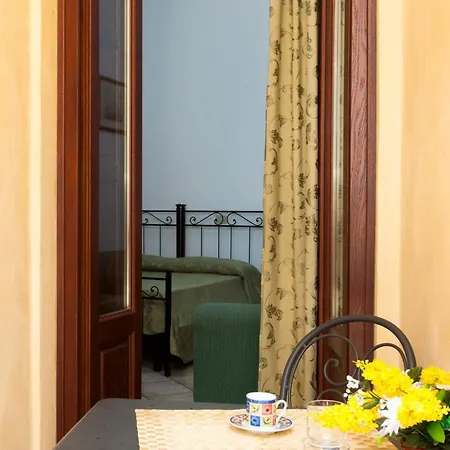 Marina Corta Lägenhetshotell Lipari (Isola Lipari)