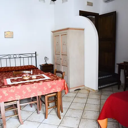 アパートホテル Marina Corta