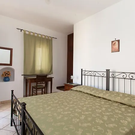 Aparthotel Marina Corta 4*