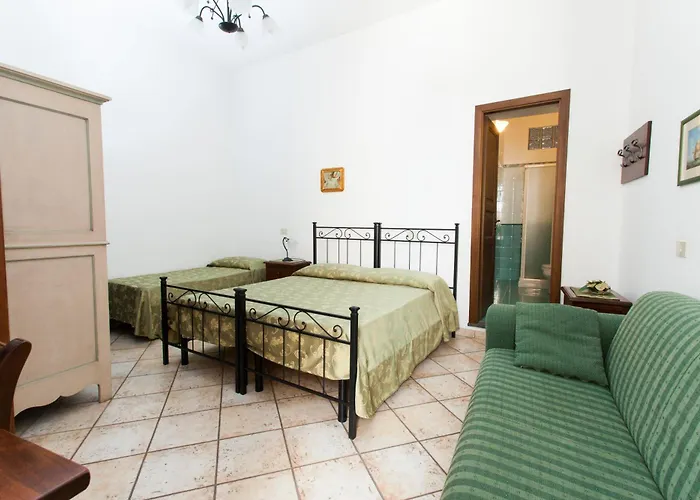 Marina Corta Aparthotel